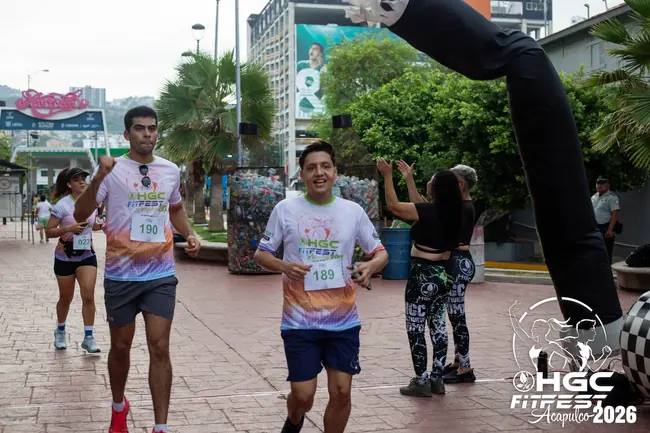 Participantes corriendo HGC Fit Fest foto 5