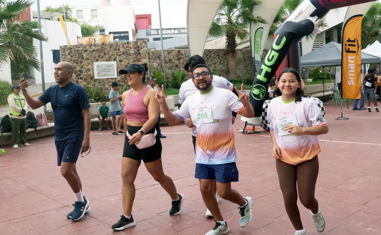 Participantes de HGC Fit Fest Acapulco 2026
